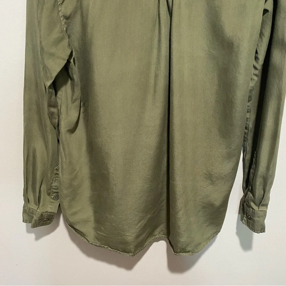 Knox Rose Women's Green V-Neck Collared Button Down Long‎ Sleeve Top Size M